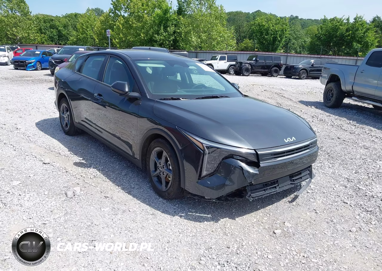 2025 Kia K4 Lxs – zdjęcie 1 z 18
