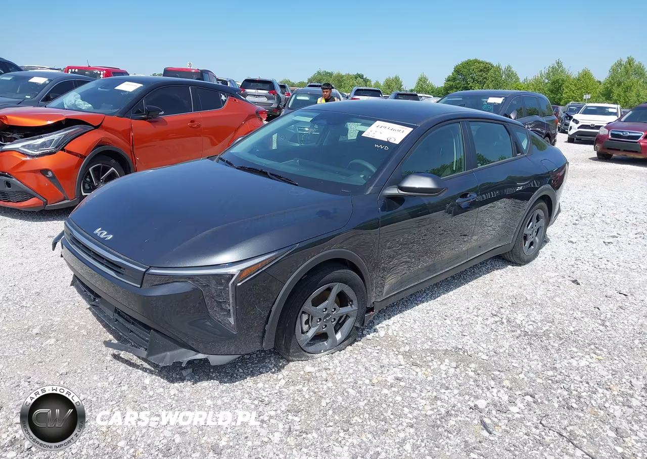 2025 Kia K4 Lxs VIN:3KPFT4DE0SE097757 - 2