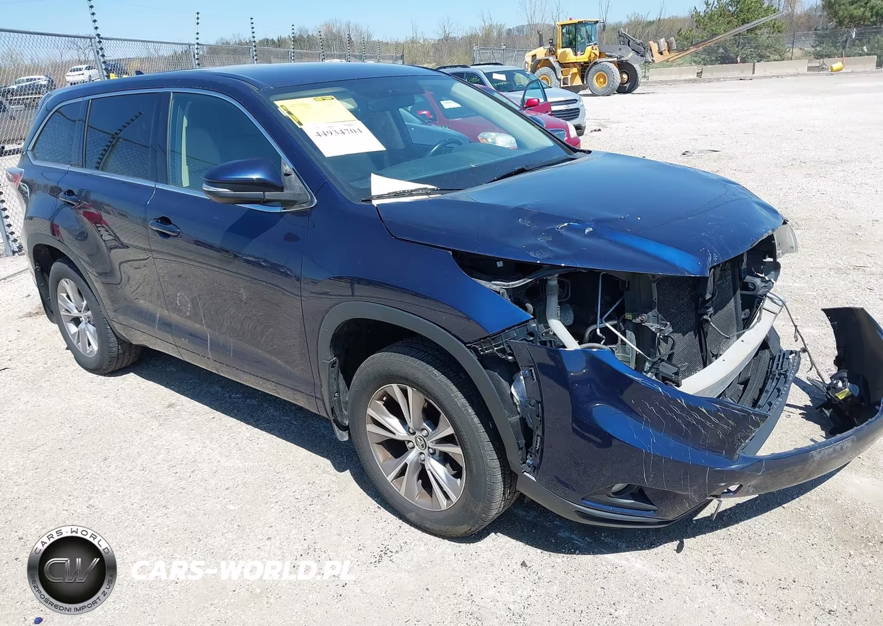 2016 Toyota Highlander Le Plus V6