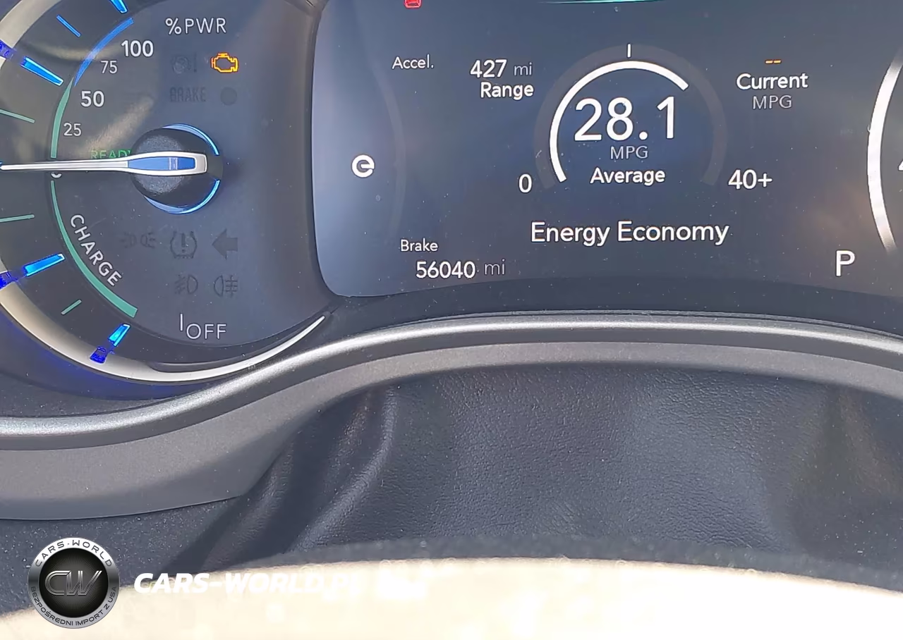 2018 Chrysler Pacifica Hybrid Touring Plus VIN:2C4RC1H7XJR311660 - 16