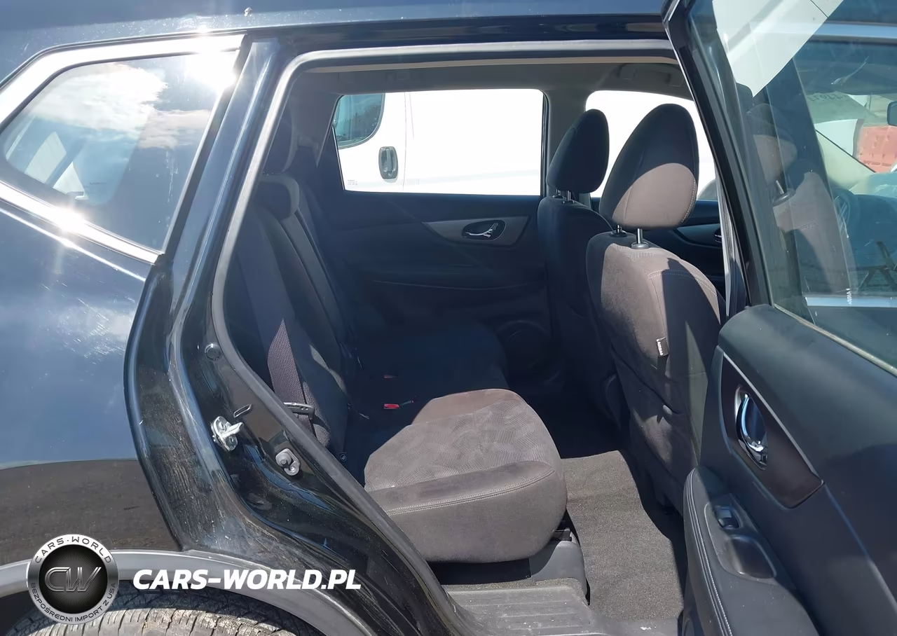 2015 Nissan Rogue S VIN:KNMAT2MV2FP577478 - 8