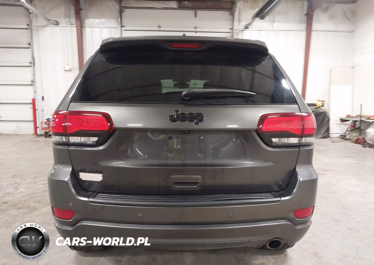 2019 Jeep Grand Cherokee Altitude 4X4 VIN:1C4RJFAG4KC611024 - 16
