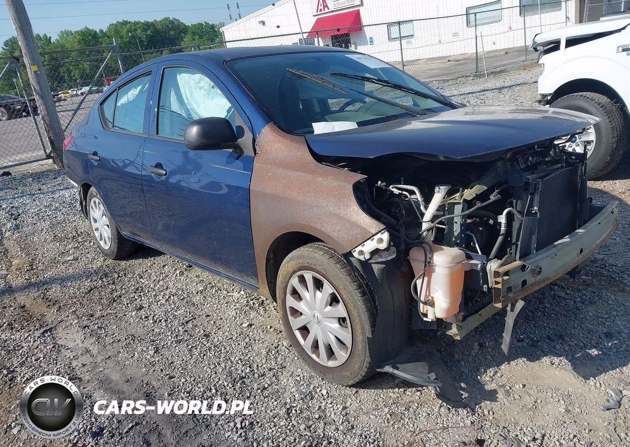 2012 Nissan Versa 1.6 S