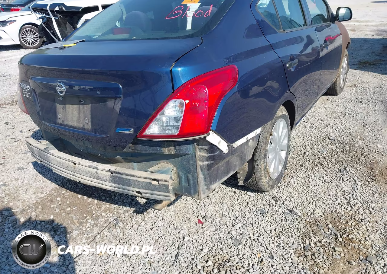 2012 Nissan Versa 1.6 S VIN:3N1CN7AP3CL826516 - 17