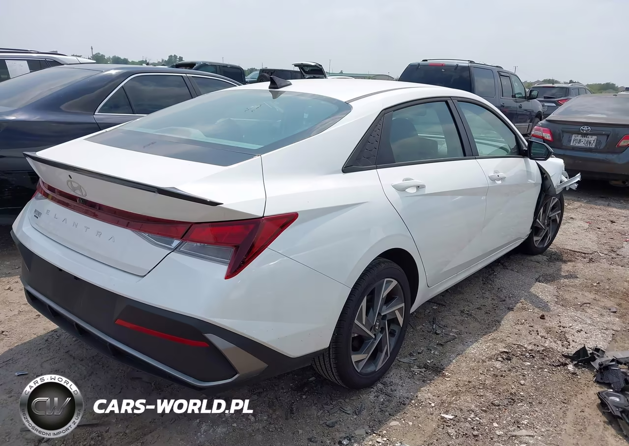 2025 Hyundai Elantra Sel Sport VIN:KMHLM4DG6SU087149 - 4