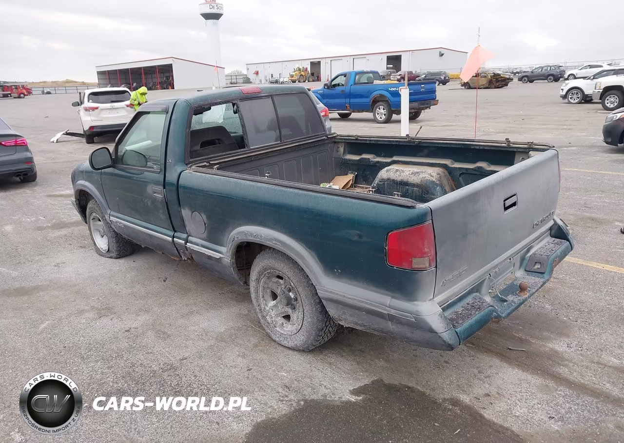 1997 Chevrolet S-10 Ls Fleetside VIN:1GCCS14XXV8132650 - 3