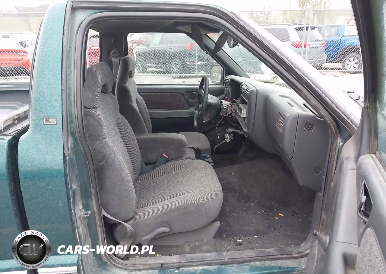 1997 Chevrolet S-10 Ls Fleetside VIN:1GCCS14XXV8132650 - 5