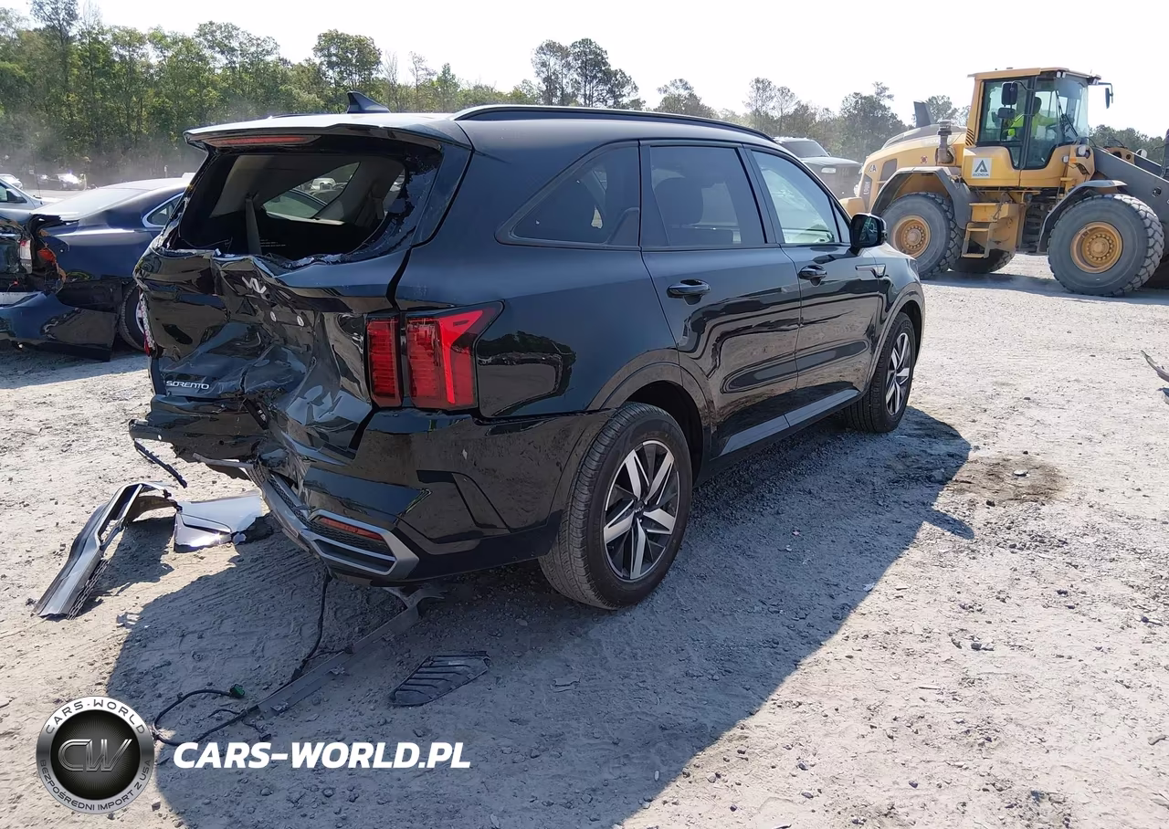 2023 Kia Sorento S VIN:5XYRL4LC9PG211858 - 4