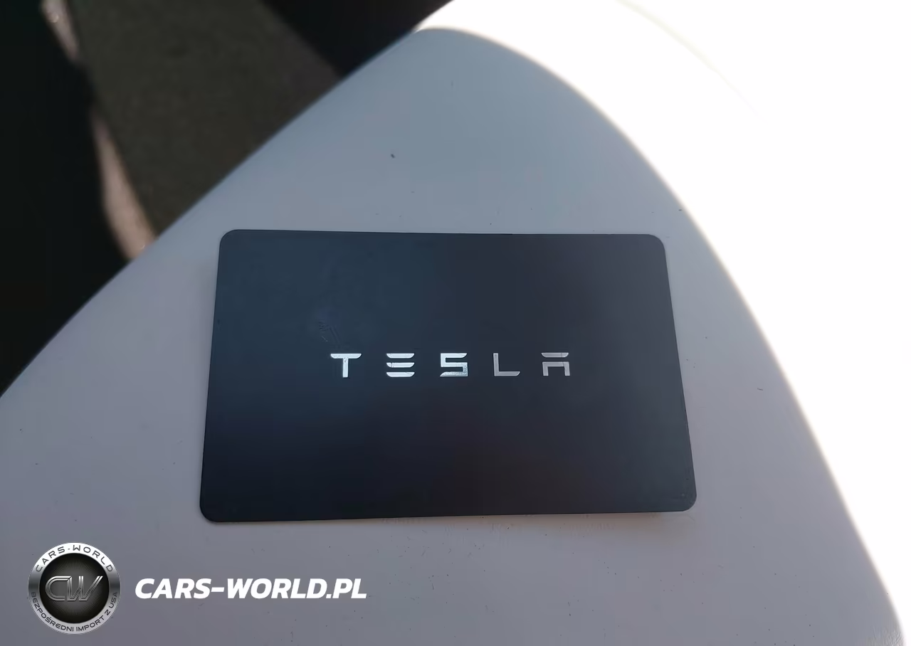 2025 Tesla Model Y Long Range Dual Motor All-Wheel Drive VIN:7SAYGDEE1SF297457 - 11