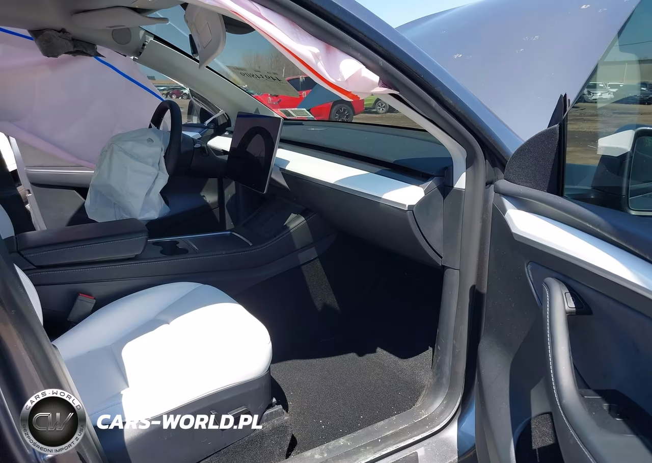 2025 Tesla Model Y Long Range Dual Motor All-Wheel Drive VIN:7SAYGDEE1SF297457 - 5