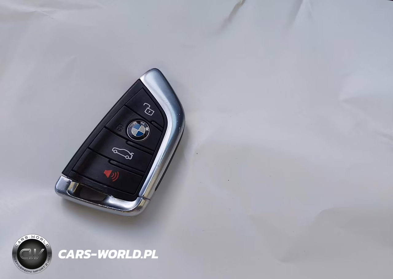2020 BMW 330I xDrive VIN:3MW5R7J03L8B06002 - 11