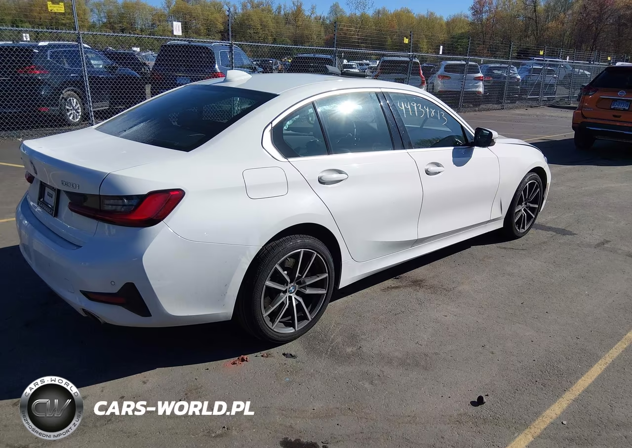 2020 BMW 330I xDrive VIN:3MW5R7J03L8B06002 - 4