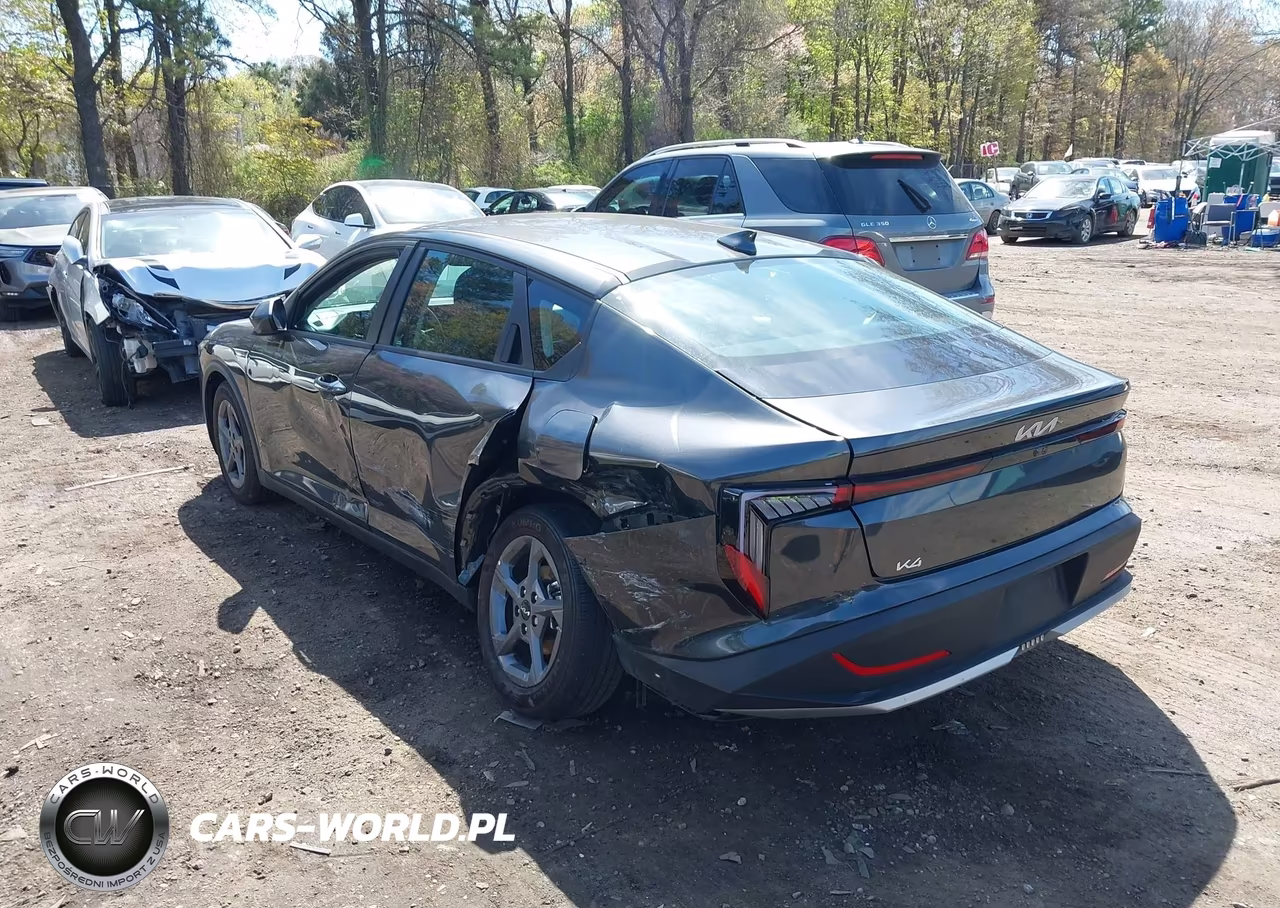 2025 Kia K4 Lxs VIN:3KPFT4DE2SE142200 - 3