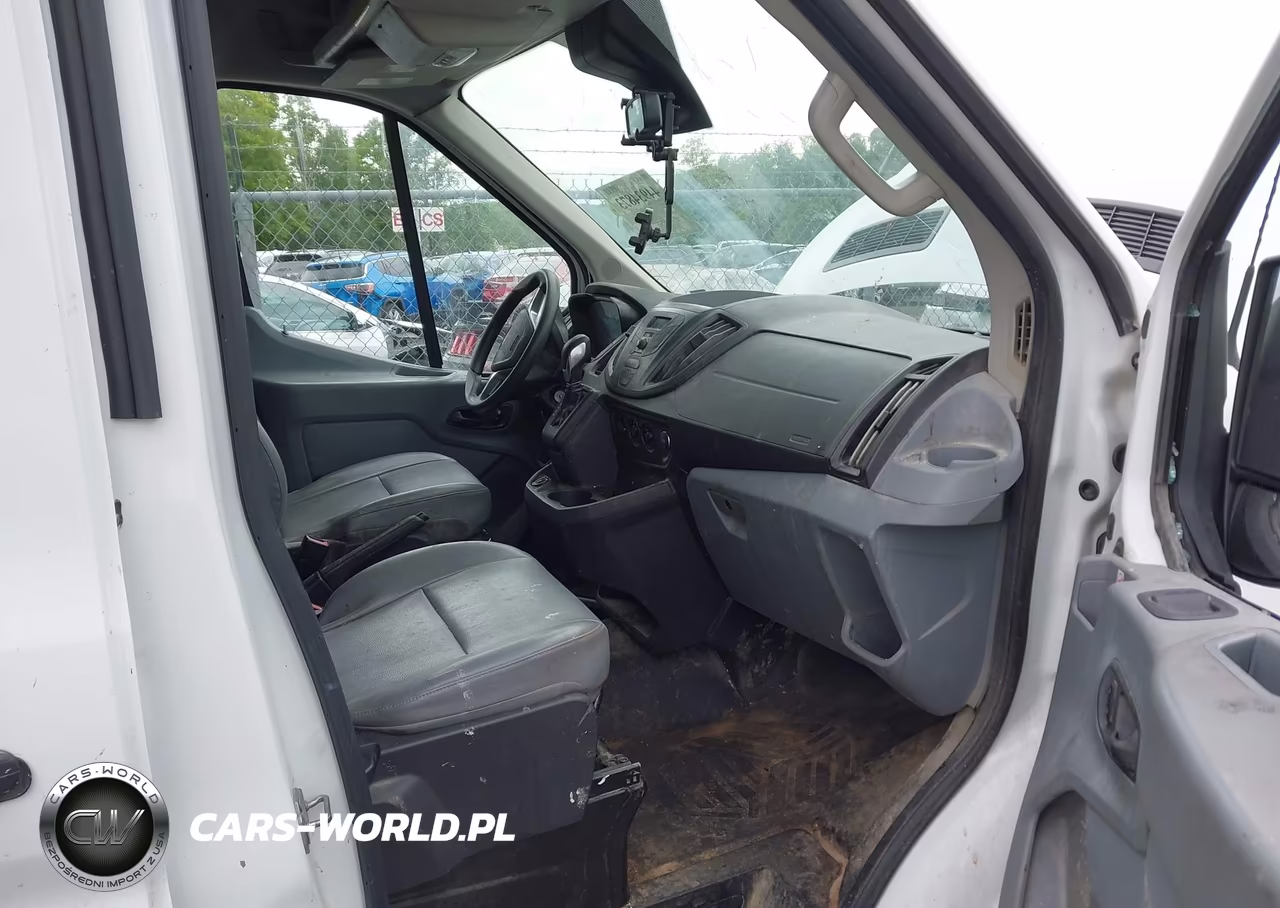 2019 Ford Transit-250 VIN:1FTYR2CM2KKB82293 - 5