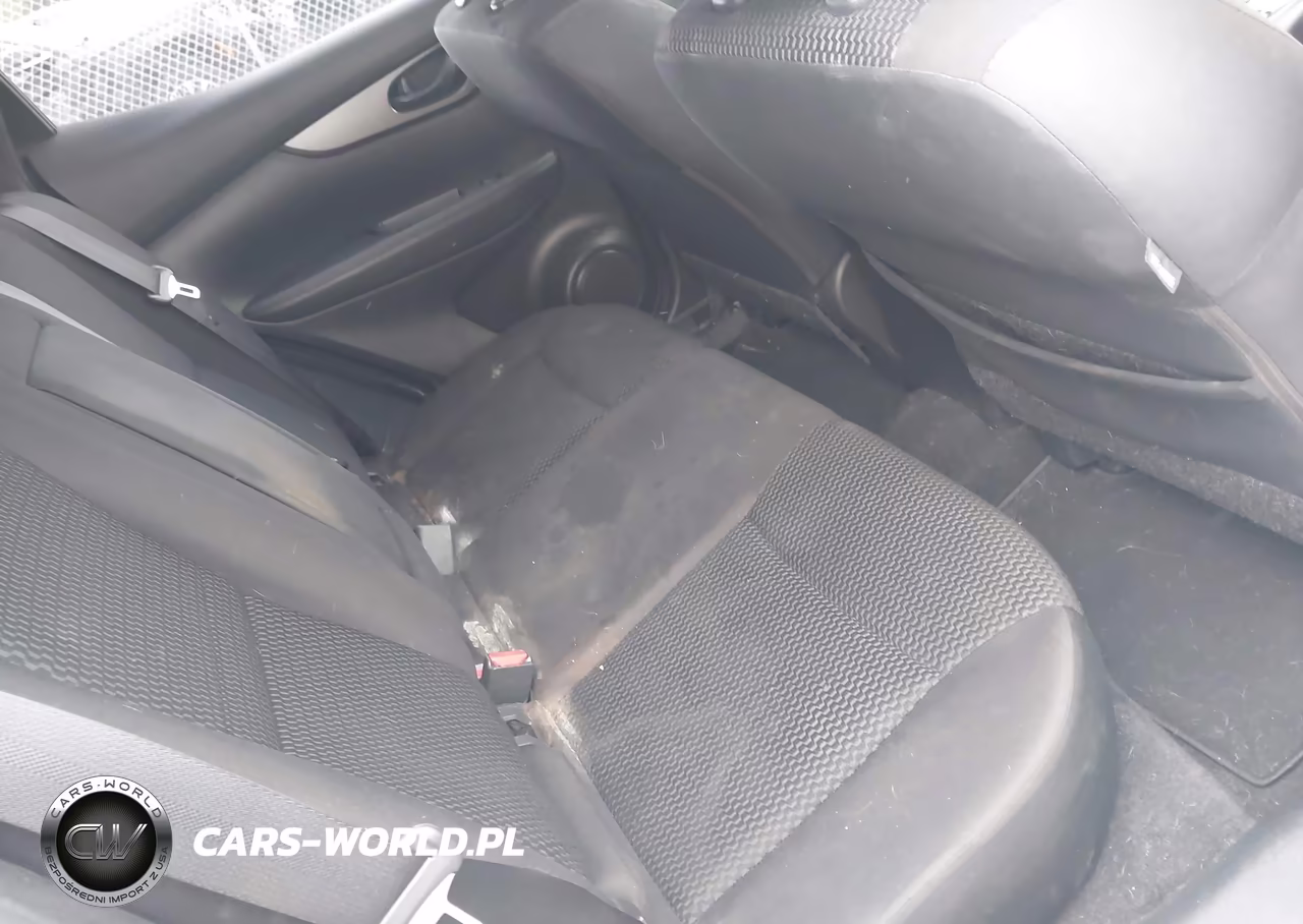 2018 Nissan Rogue Sport S VIN:JN1BJ1CP3JW190673 - 8