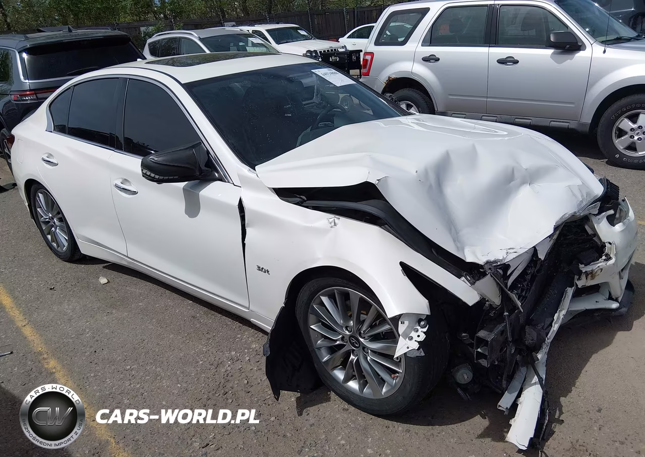 2018 Infiniti Q50 3.0T Luxe – zdjęcie 1 z 17