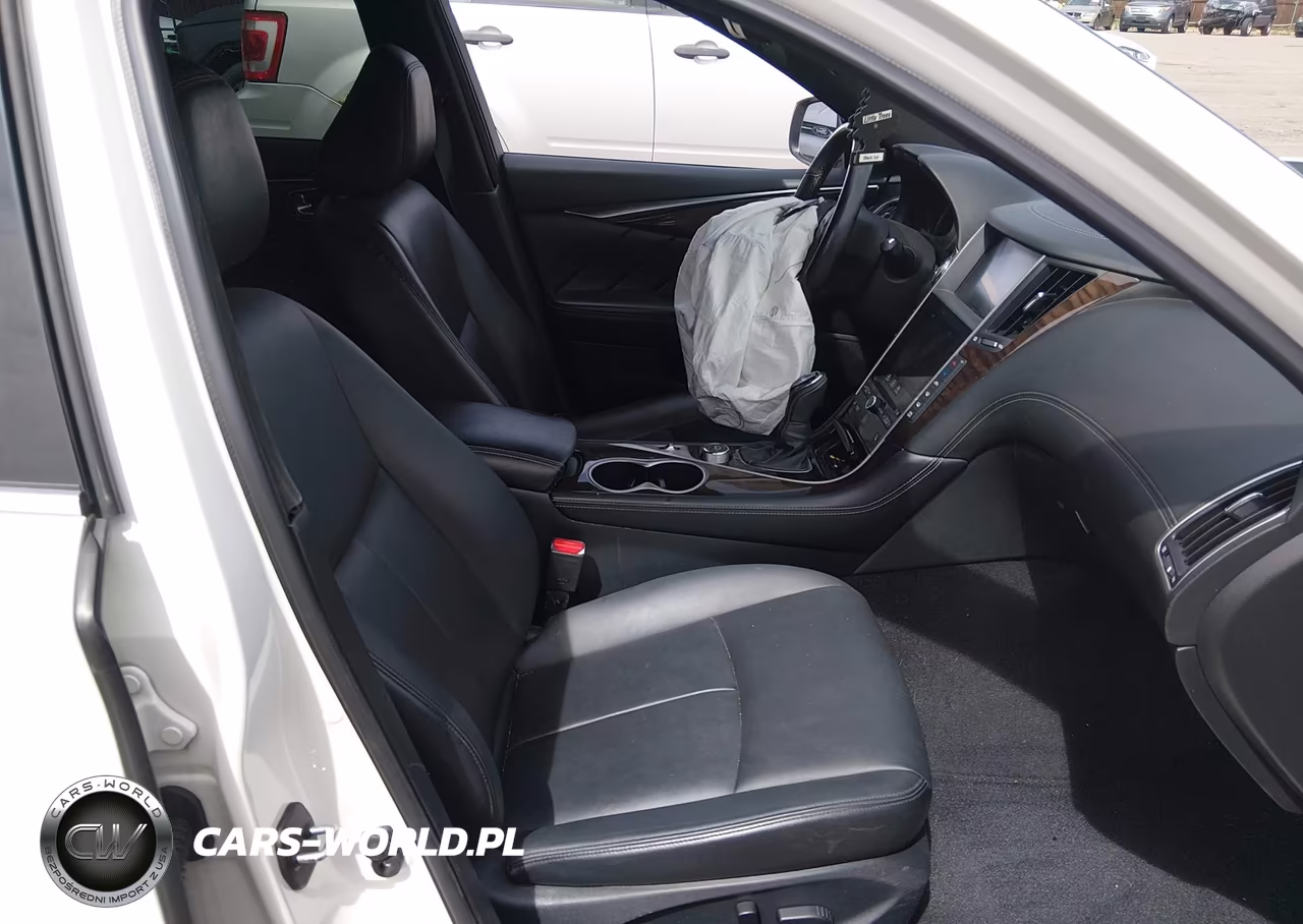 2018 Infiniti Q50 3.0T Luxe VIN:JN1EV7ARXJM439359 - 5