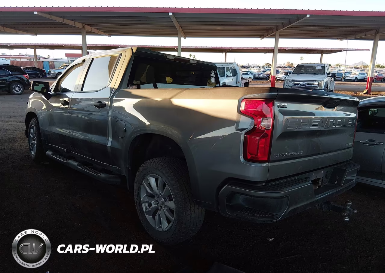 2020 Chevrolet Silverado 1500 2Wd Short Bed Custom VIN:1GCPWBEH1LZ235031 - 3