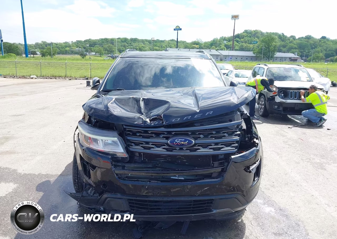 2018 Ford Explorer Xlt VIN:1FM5K8D86JGC54606 - 12