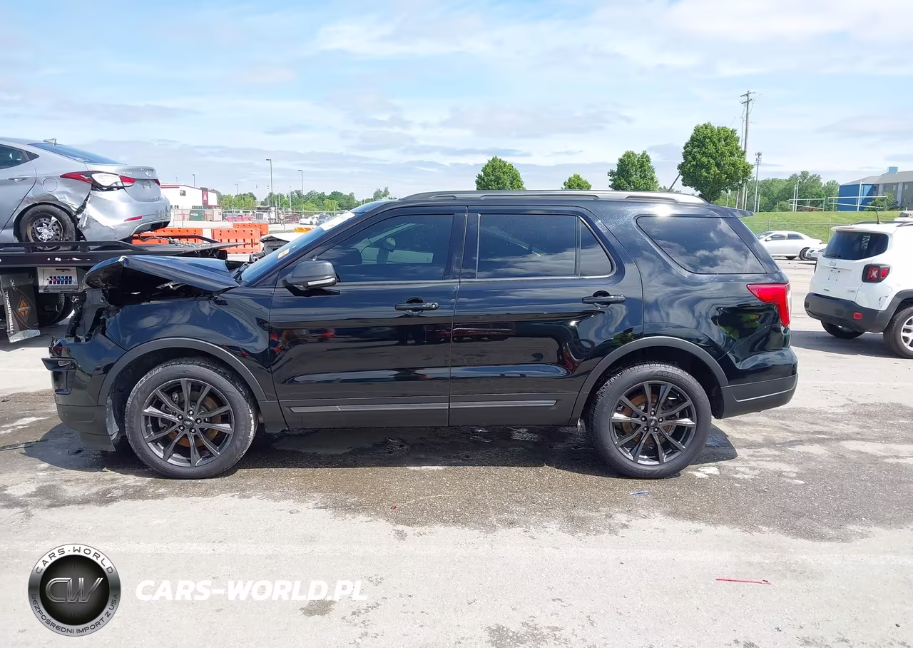 2018 Ford Explorer Xlt VIN:1FM5K8D86JGC54606 - 14