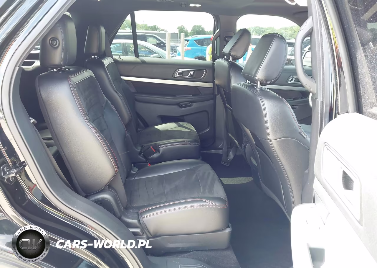 2018 Ford Explorer Xlt VIN:1FM5K8D86JGC54606 - 8