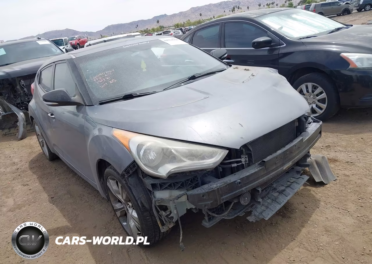 2013 Hyundai Veloster Base W-Black – zdjęcie 1 z 11