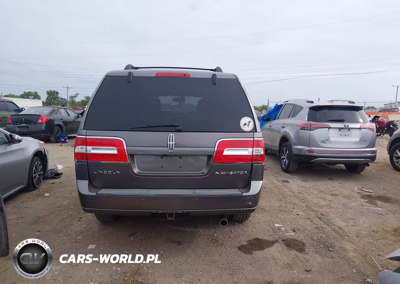 2014 Lincoln Navigator VIN:5LMJJ2H59EEL04735 - 16