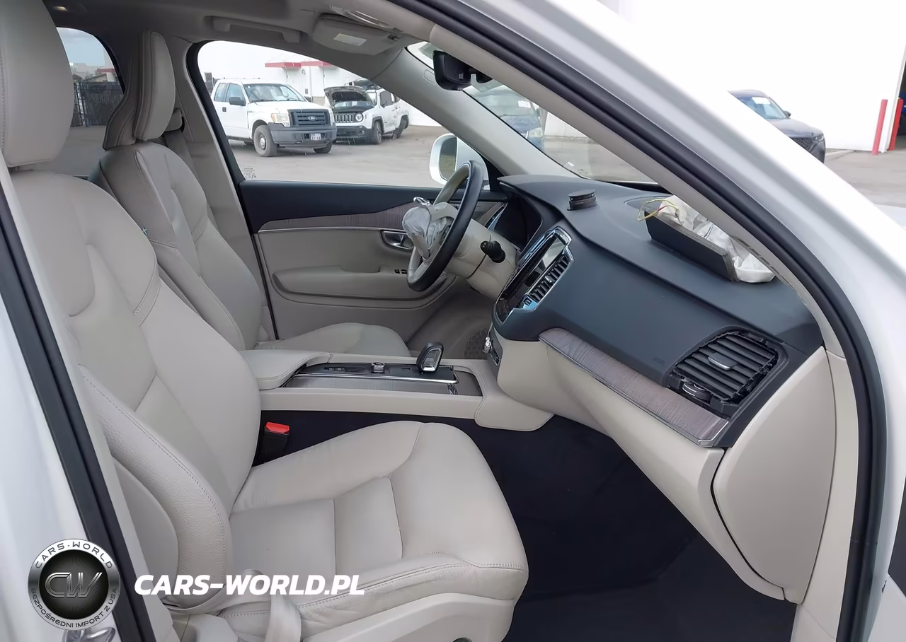 2023 Volvo Xc90 Recharge Plug-In Hybrid T8 Plus Bright Theme 7-Seater VIN:YV4H60CN8P1993628 - 5