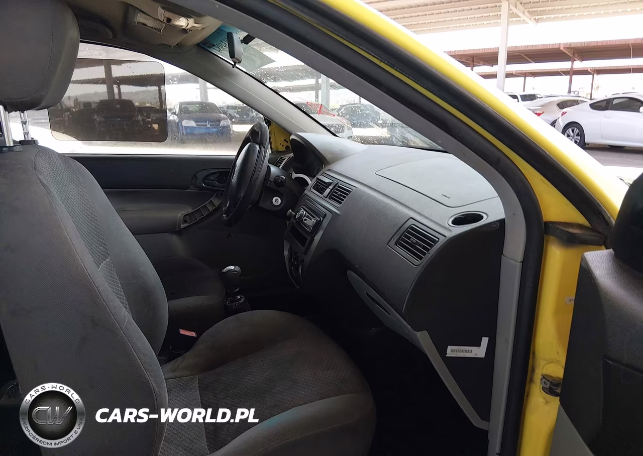2005 Ford Focus Zx3 VIN:3FAFP31N45R142270 - 5