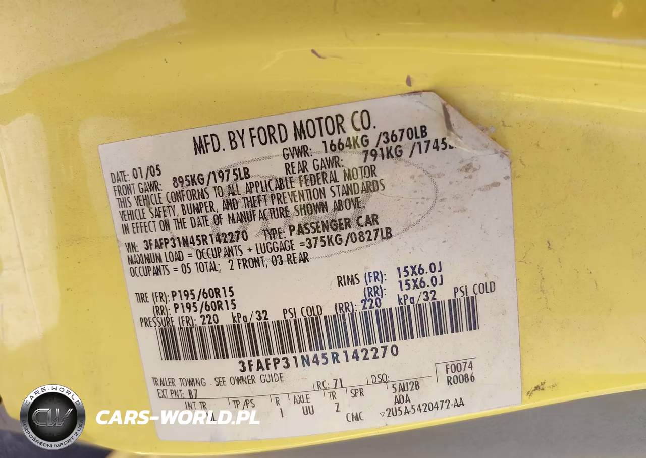 2005 Ford Focus Zx3 VIN:3FAFP31N45R142270 - 9