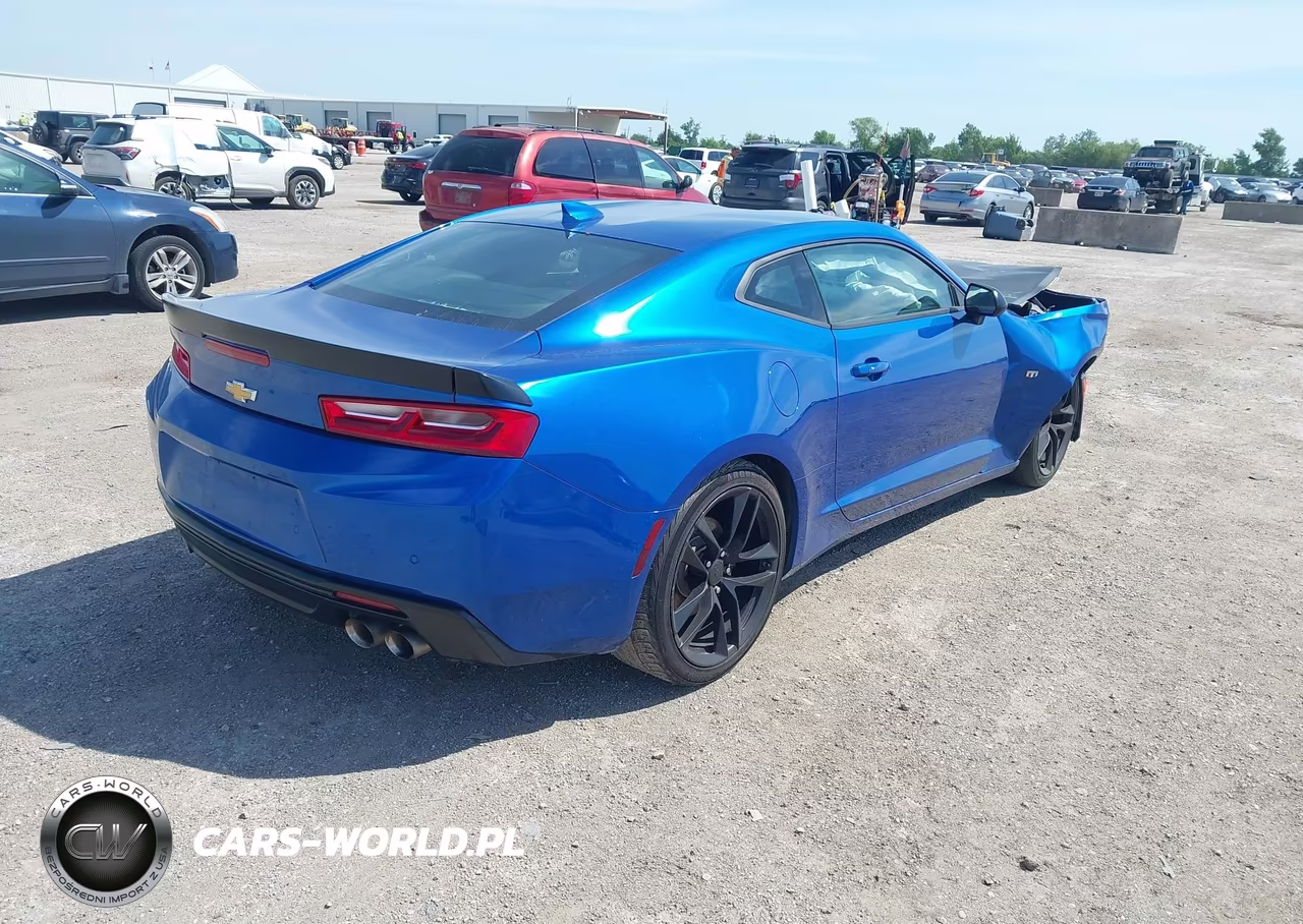 2017 Chevrolet Camaro 2Lt VIN:1G1FC1RS2H0161885 - 4