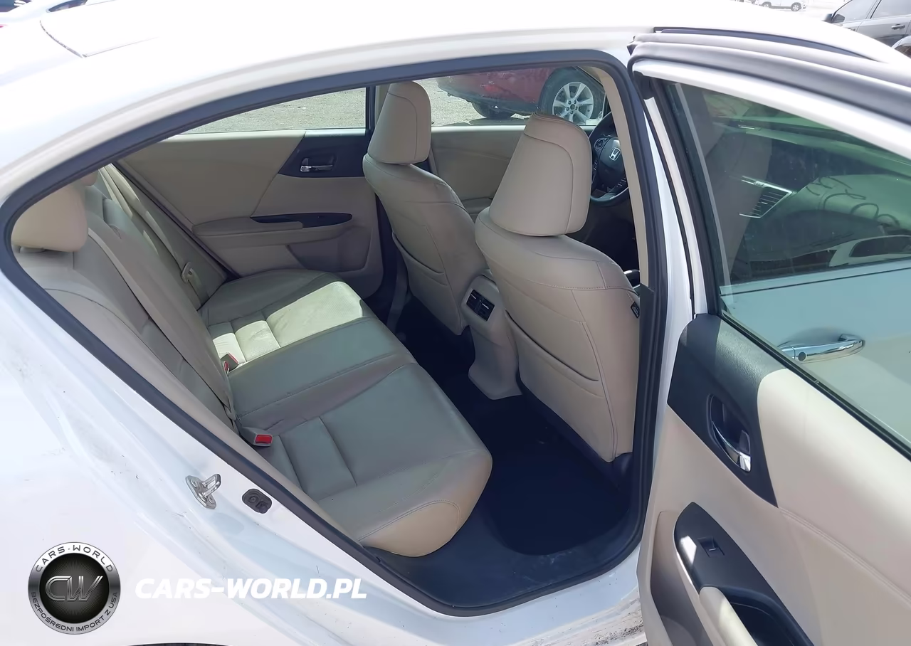 2015 Honda Accord Touring VIN:1HGCR3F95FA021456 - 8