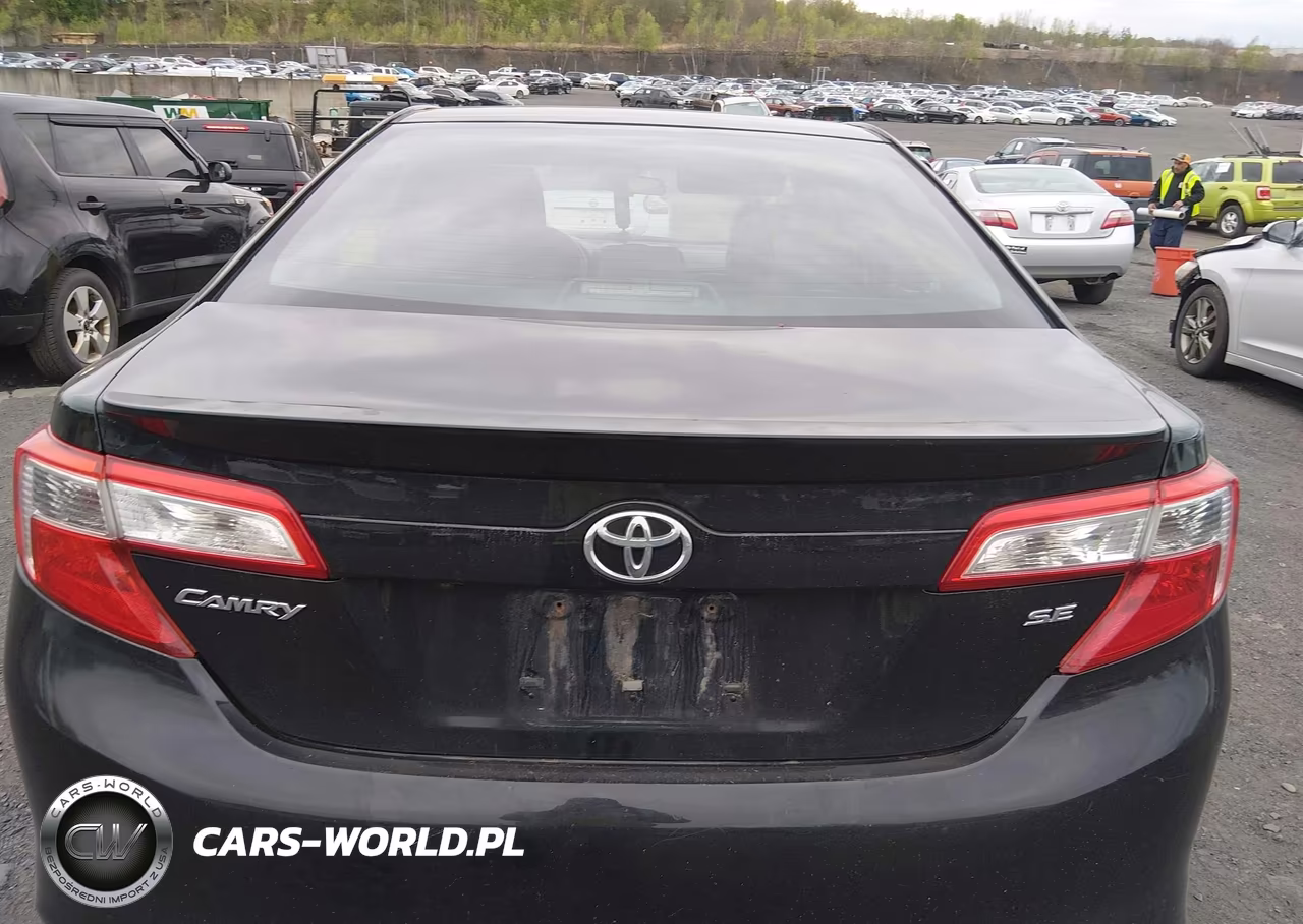 2014 Toyota Camry Se VIN:4T1BF1FK1EU447485 - 16
