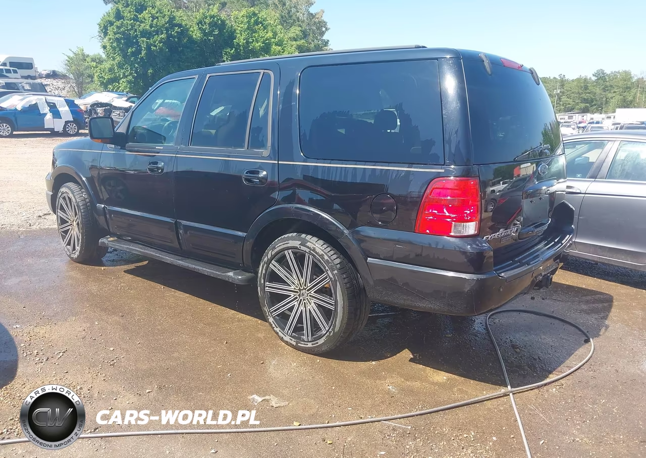2004 Ford Expedition Eddie Bauer VIN:1FMFU18L84LB12547 - 3
