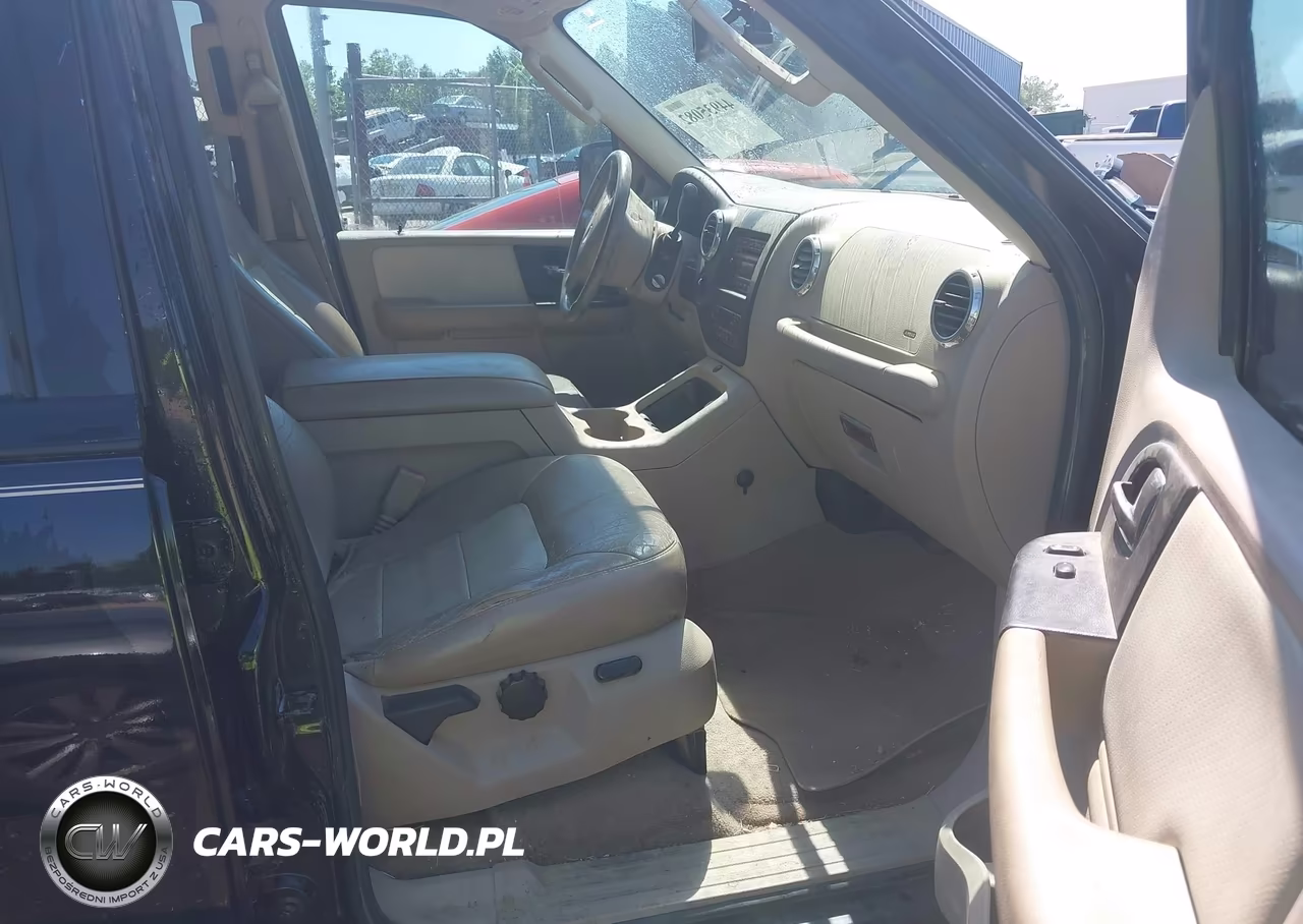 2004 Ford Expedition Eddie Bauer VIN:1FMFU18L84LB12547 - 5