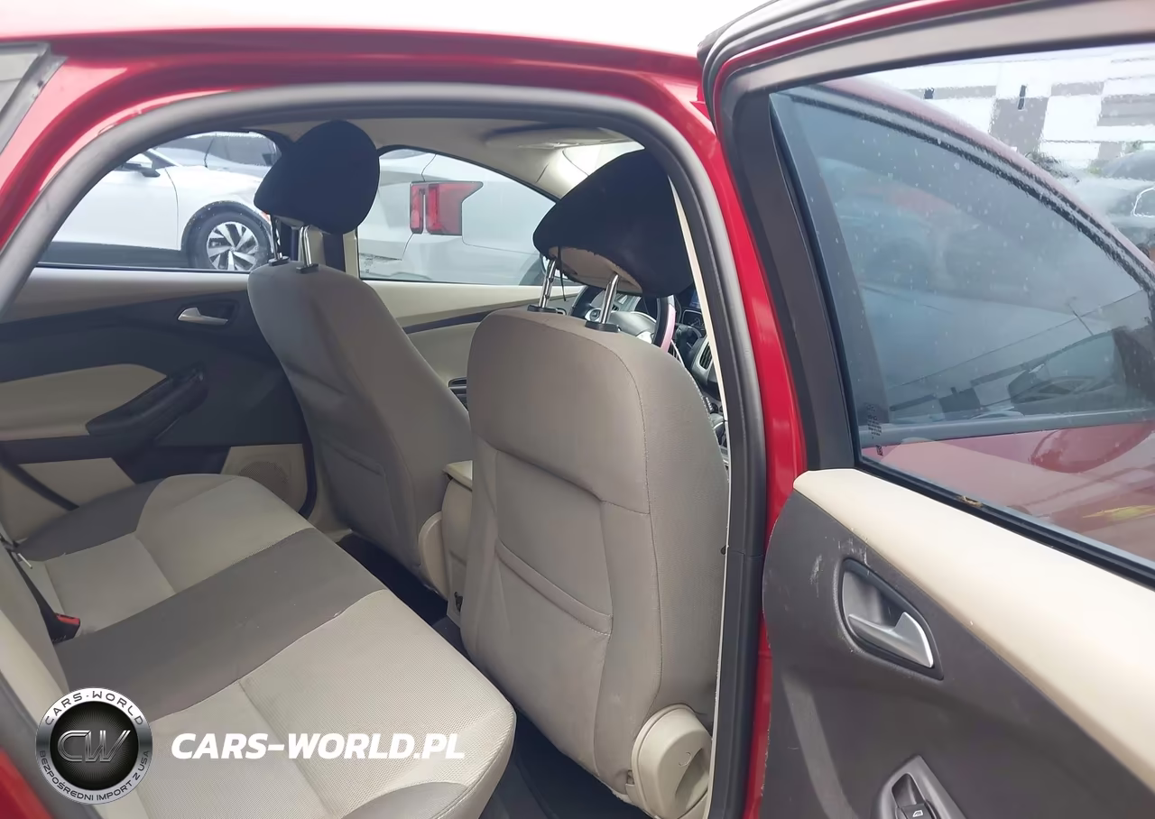 2013 Ford Focus Se VIN:1FADP3F28DL359873 - 8