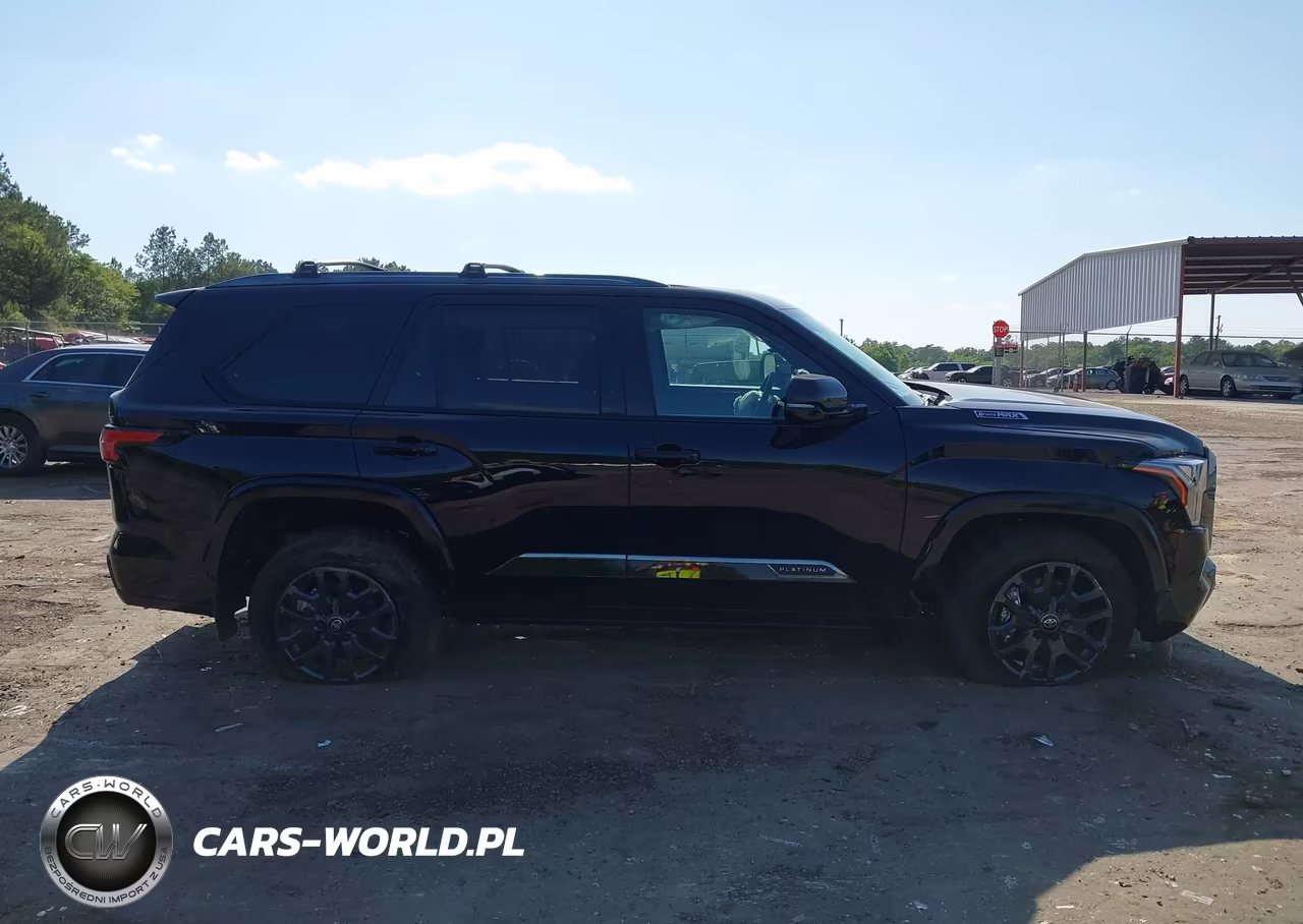 2026 Toyota Sequoia Platinum VIN:7SVAAABA1TX090774 - 14