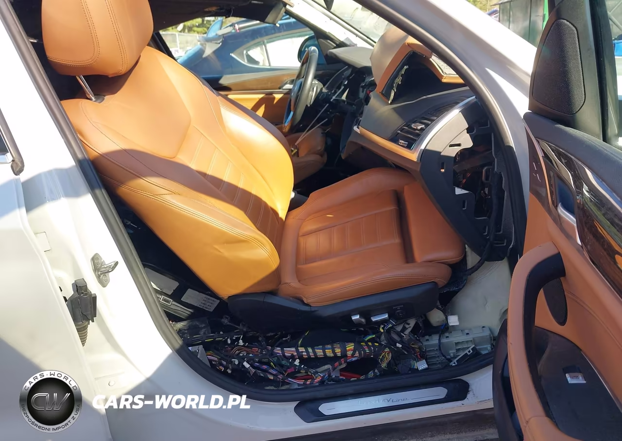 2020 BMW X3 xDrive30I VIN:5UXTY5C07LLT38589 - 5