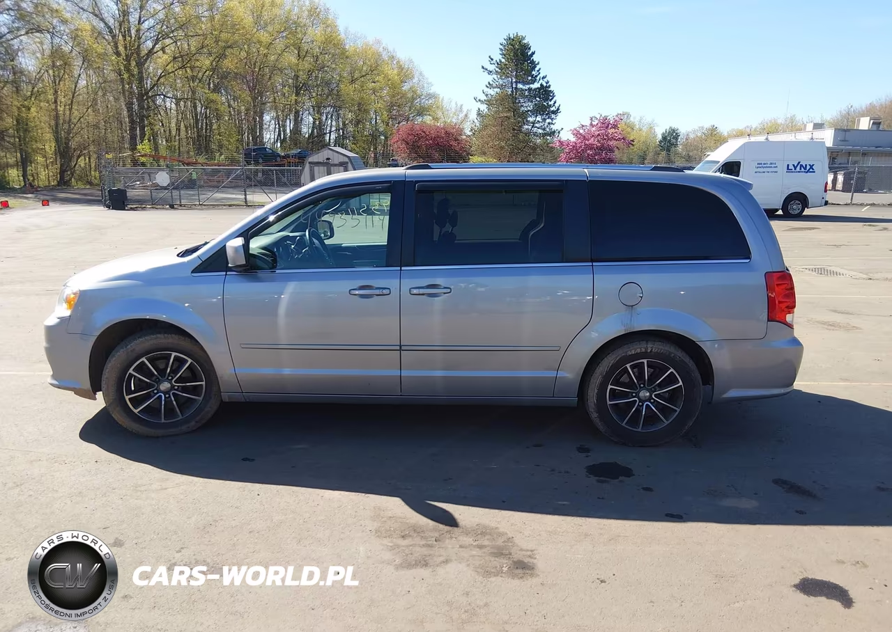 2017 Dodge Grand Caravan Sxt VIN:2C4RDGCG4HR673906 - 14