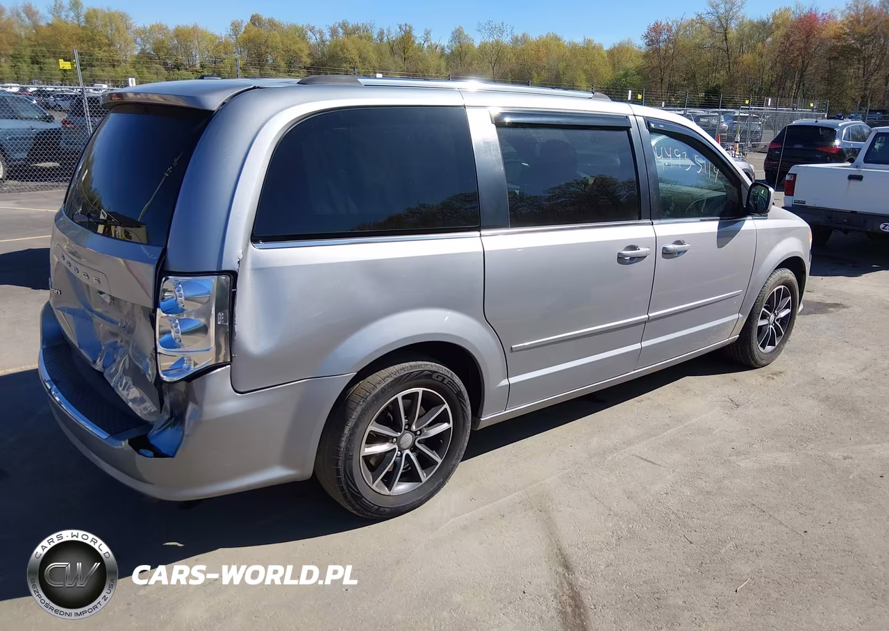 2017 Dodge Grand Caravan Sxt VIN:2C4RDGCG4HR673906 - 4