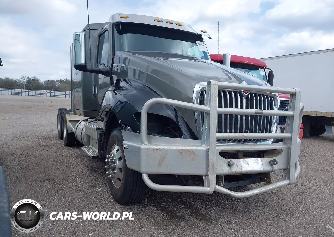 2019 International Lt