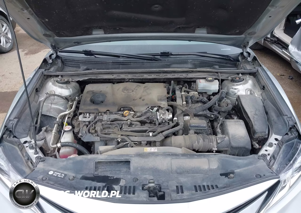 2021 Toyota Camry Le Hybrid VIN:4T1C31AK0MU555972 - 10
