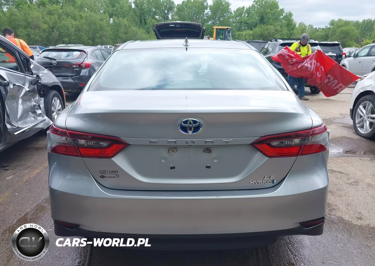 2021 Toyota Camry Le Hybrid VIN:4T1C31AK0MU555972 - 16
