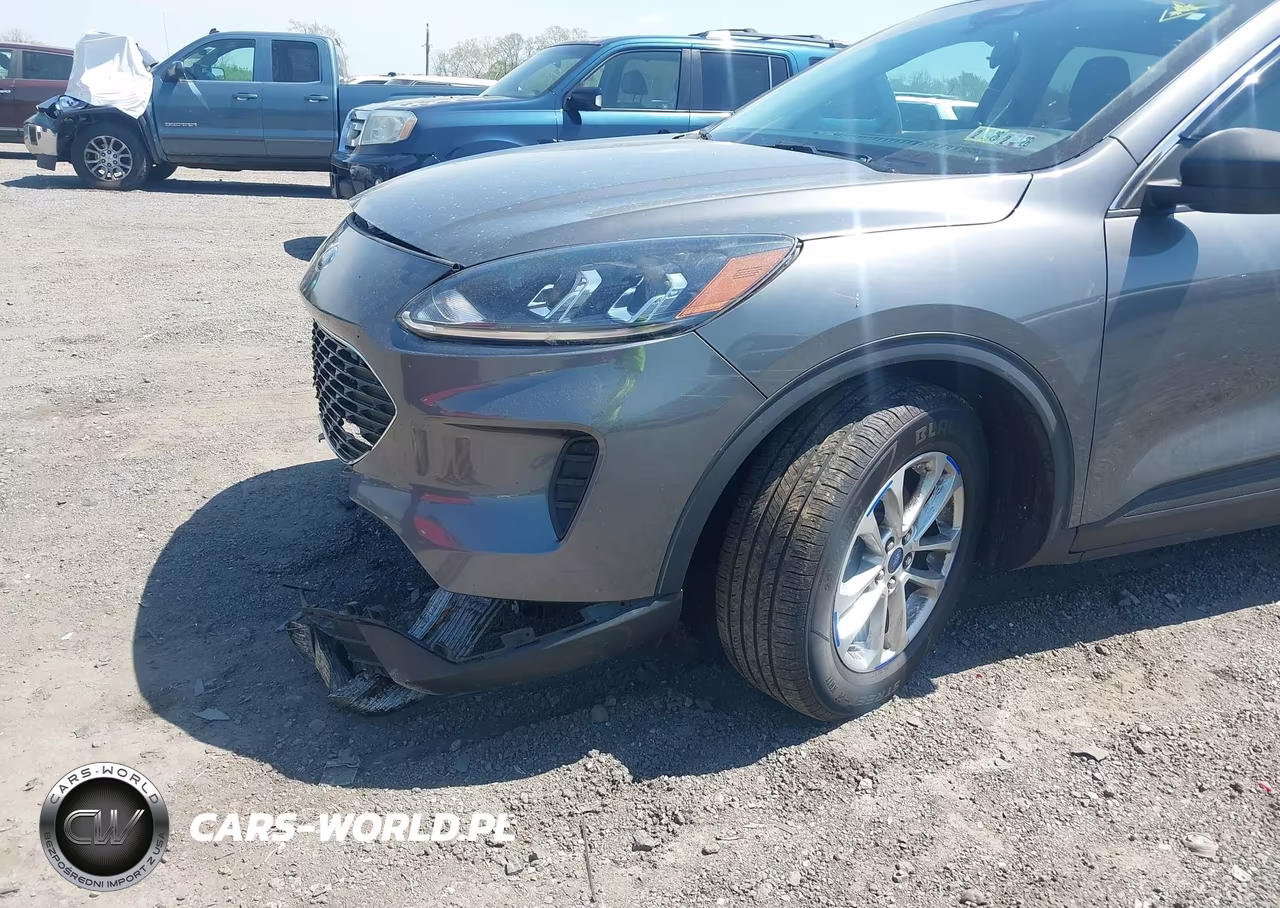 2022 Ford Escape Se VIN:1FMCU0G60NUA45754 - 6