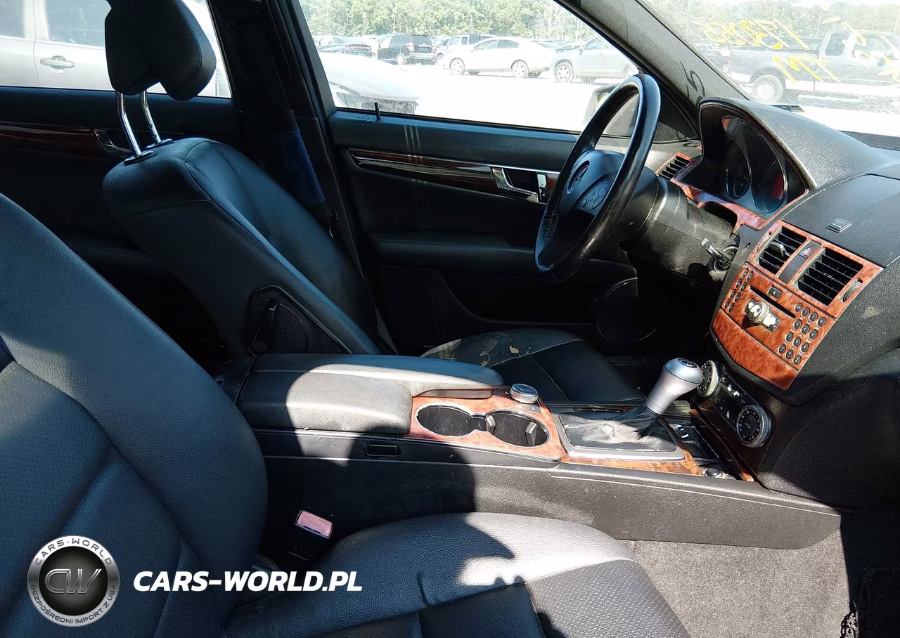 2011 Mercedes-Benz C 300 Sport VIN:WDDGF5EB9BR173055 - 5