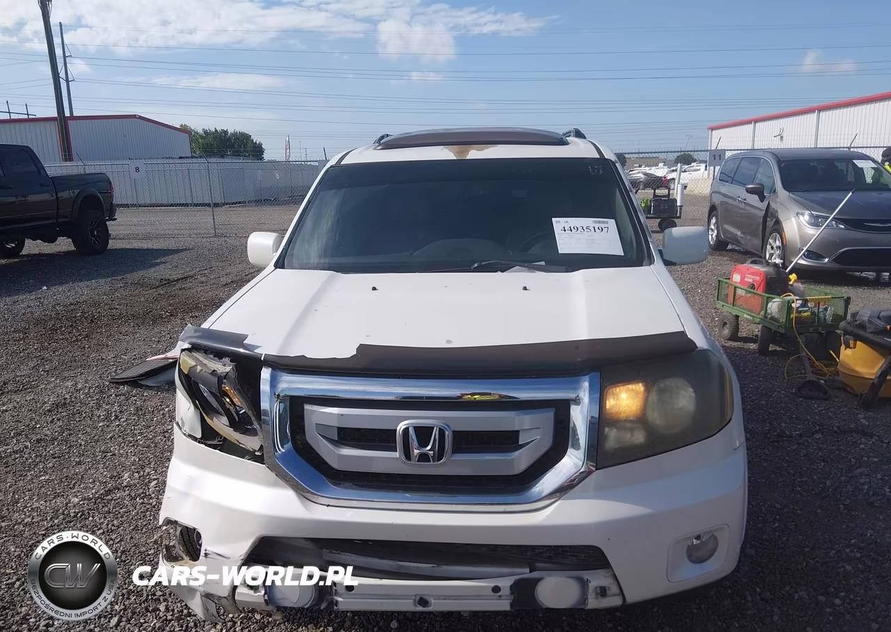 2011 Honda Pilot Touring VIN:5FNYF4H96BB063412 - 12