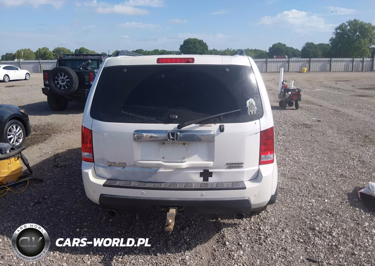 2011 Honda Pilot Touring VIN:5FNYF4H96BB063412 - 16