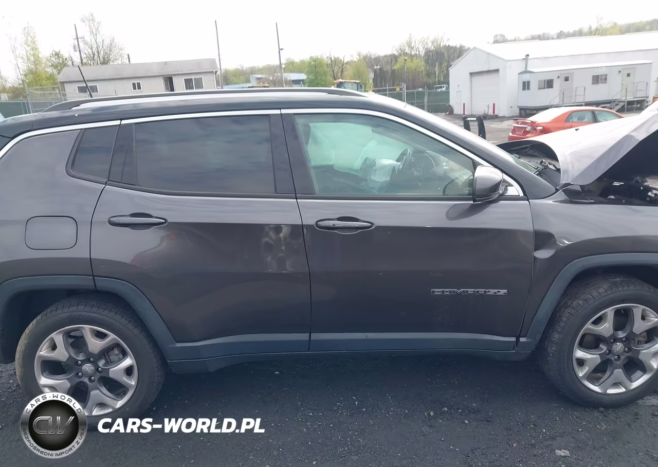 2018 Jeep Compass Limited 4X4 VIN:3C4NJDCB7JT354853 - 13