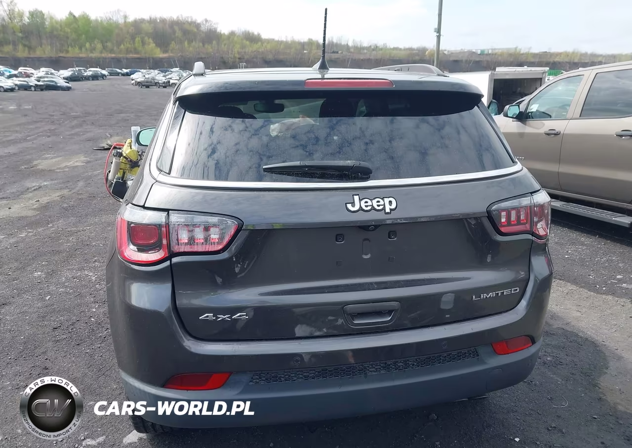 2018 Jeep Compass Limited 4X4 VIN:3C4NJDCB7JT354853 - 16