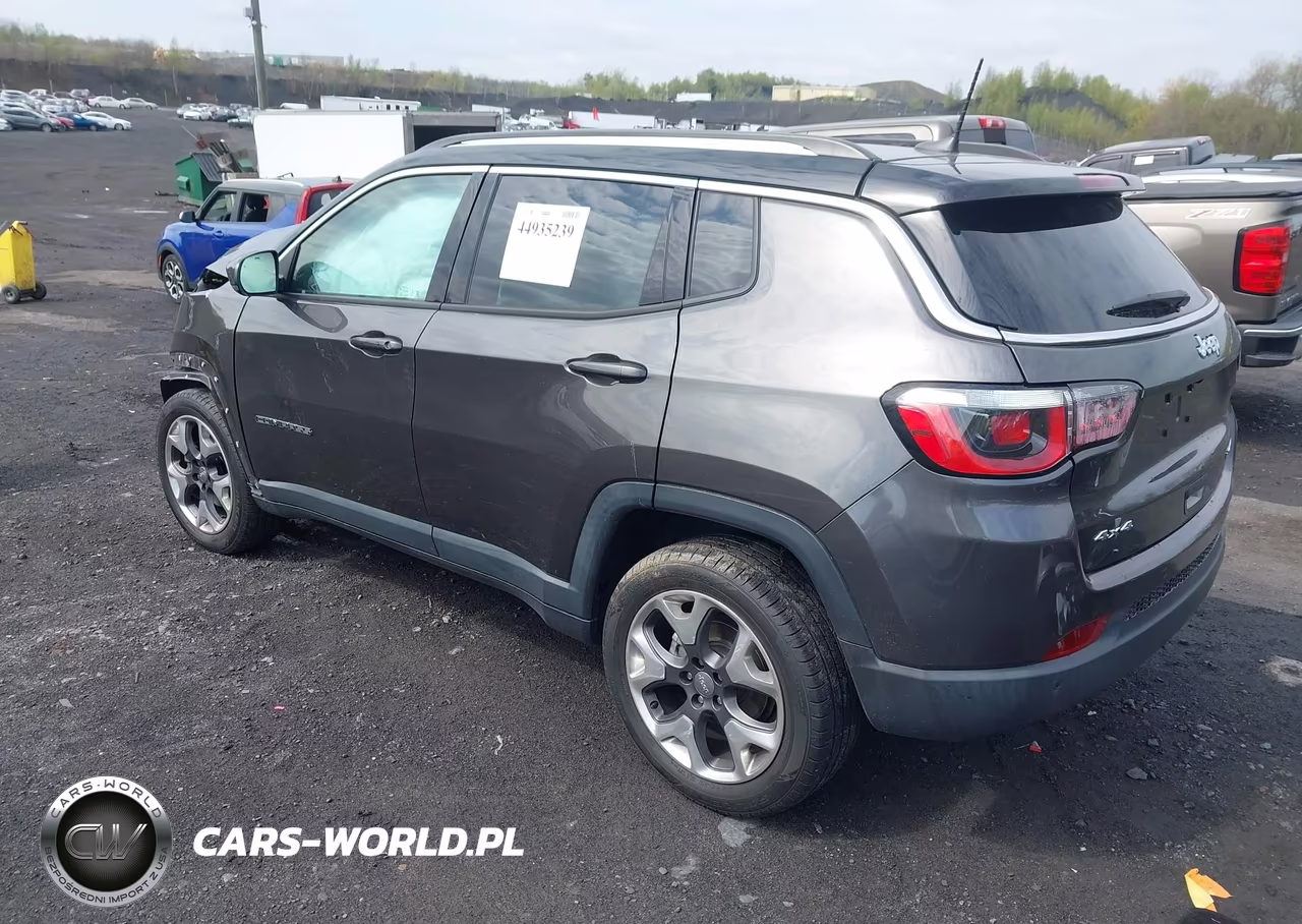2018 Jeep Compass Limited 4X4 VIN:3C4NJDCB7JT354853 - 3